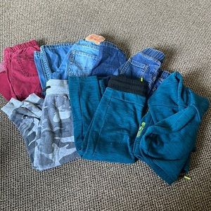 Bundle of 3T pants, sweat pants and 1 hoodie that matches 1 sweatpants